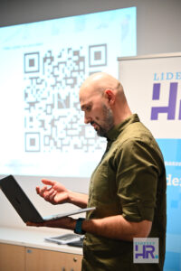 Rok 2025 w HR- Bilans z rynku pracy. Co z tym AI? Dokąd zmierzamy w 2026? (41 of 45)